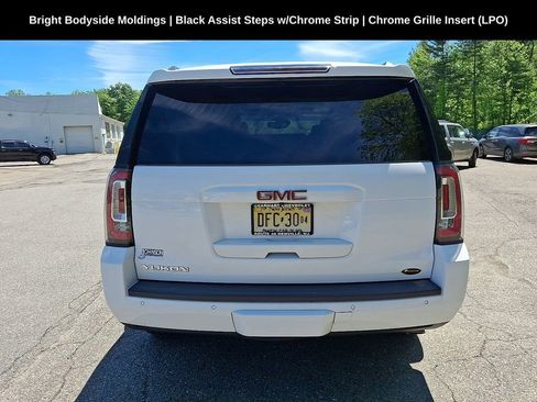 Used 2019 GMC Yukon SLT w/ Premium Edition AWD/4WD image 6