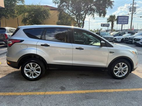 Used 2017 Ford Escape S FWD image 5