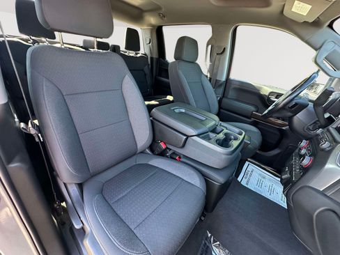 Used 2021 Chevrolet Silverado 1500 RST AWD/4WD image 25