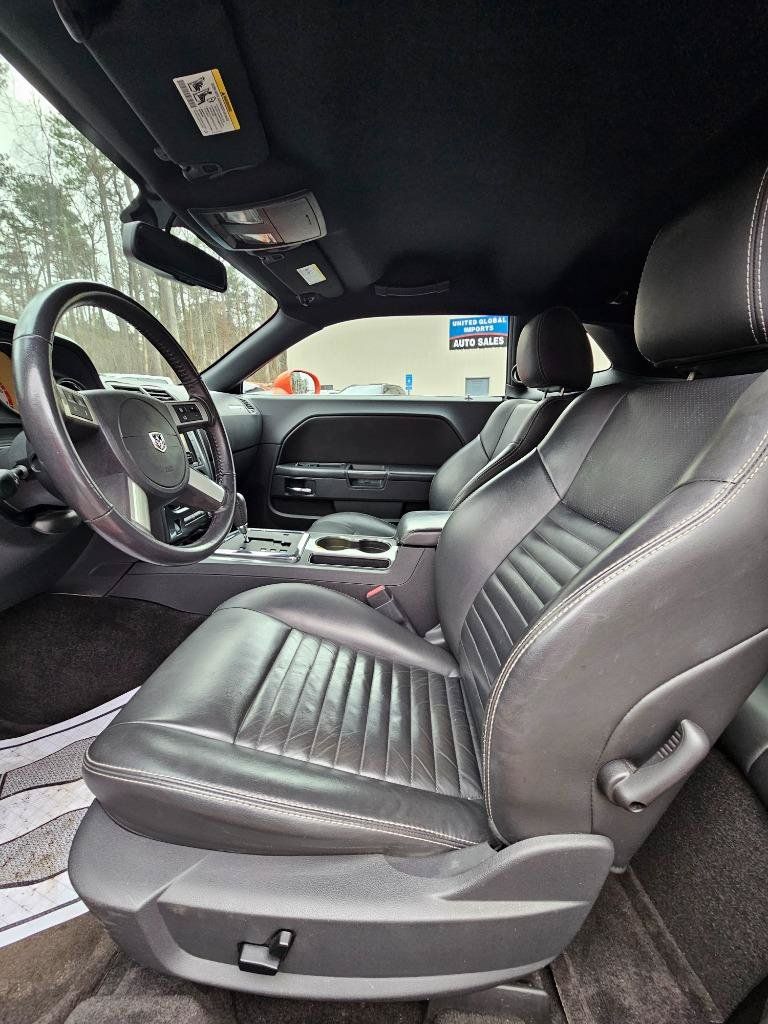 Used 2010 Dodge Challenger R/T RWD image 21