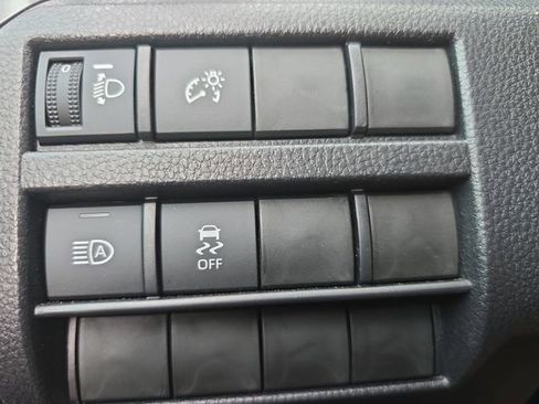 Used 2025 Toyota Tacoma SR5 image 25