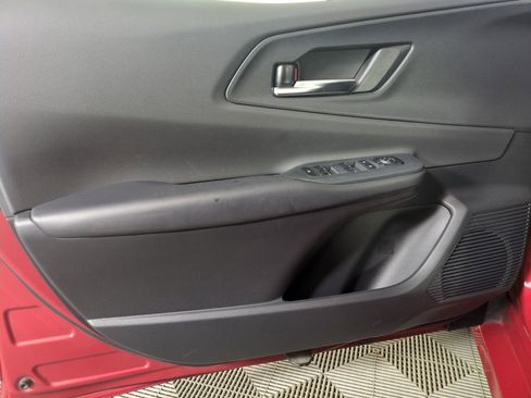 Used 2024 Toyota Prius Prime FWD image 13