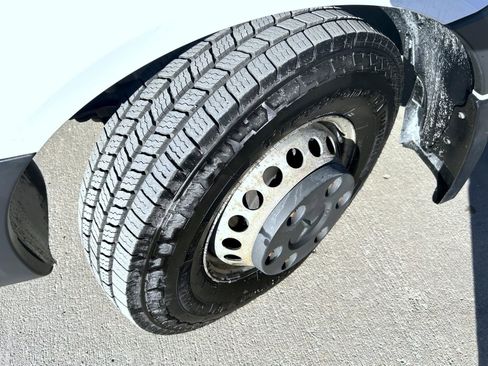 Used 2016 Mercedes-Benz Sprinter 3500 image 20