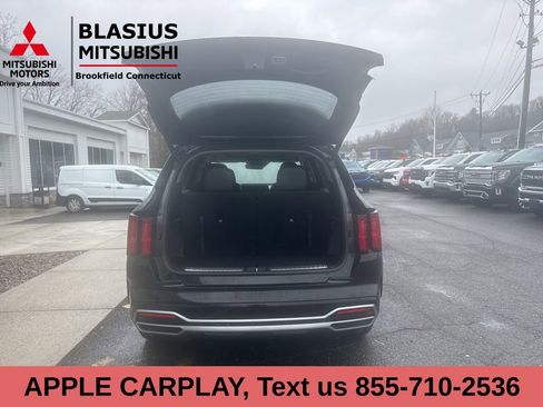 Used 2023 Kia Sorento SX Prestige image 8