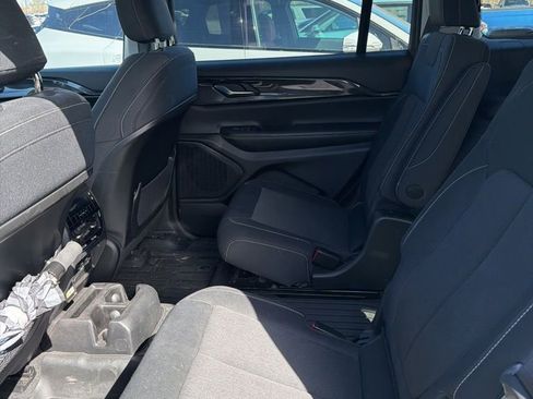 Used 2023 Jeep Grand Cherokee L Laredo w/ Luxury Tech Group I image 5