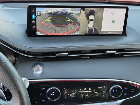 Certified 2023 Genesis GV70 2.5T w/ Sport Prestige Package image 12