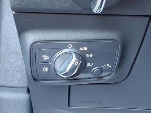 Used 2018 Audi TT 2.0T w/ Technology Package image 12