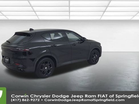 Used 2024 Dodge Hornet R/T Plus w/ Tech Pack Plus w/o Parking image 16