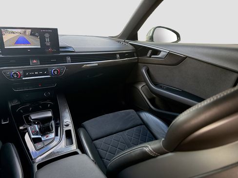 Used 2022 Audi S5 Premium w/ Convenience Package image 19