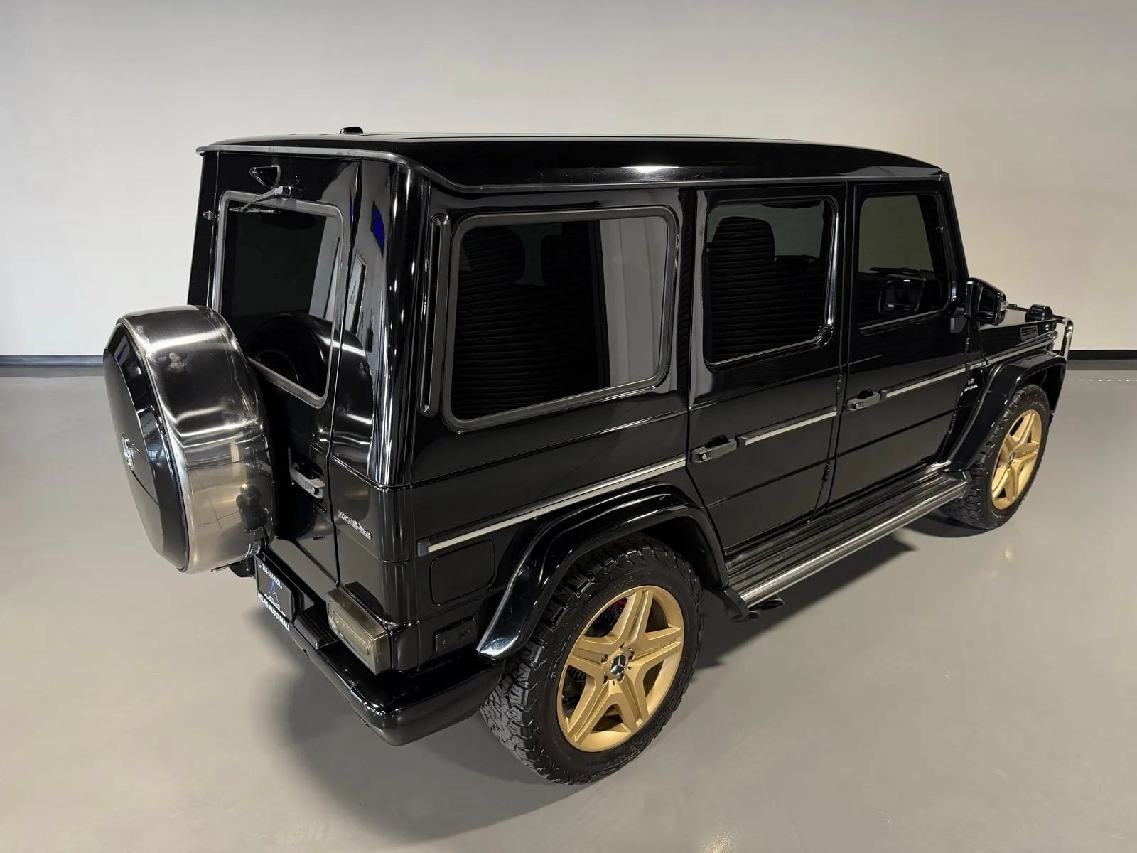 Used 2015 Mercedes-Benz G 63 AMG 4MATIC image 46