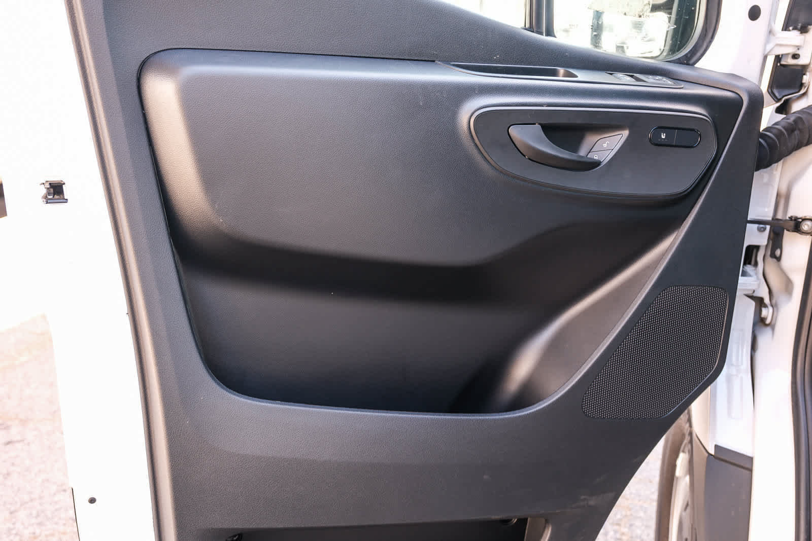 New 2025 Mercedes-Benz eSprinter 170 Cargo image 21