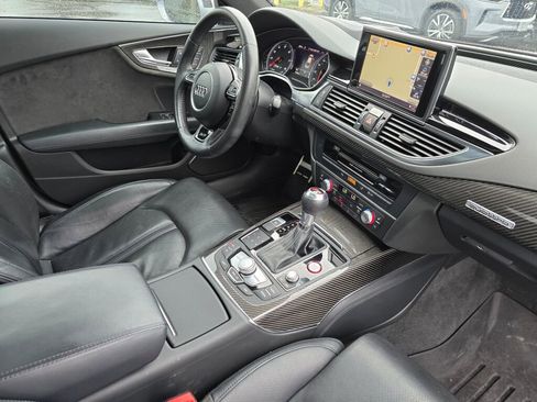 Used 2017 Audi RS 7 Prestige w/ Driver Assistance Package image 11