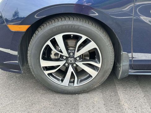 Used 2018 Honda Odyssey Elite image 4