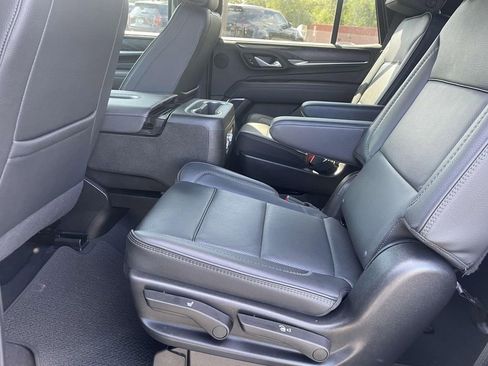 Used 2024 GMC Yukon Denali image 13