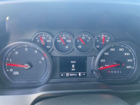 Used 2024 Chevrolet Silverado 2500 Custom w/ Custom Value Package AWD/4WD image 12