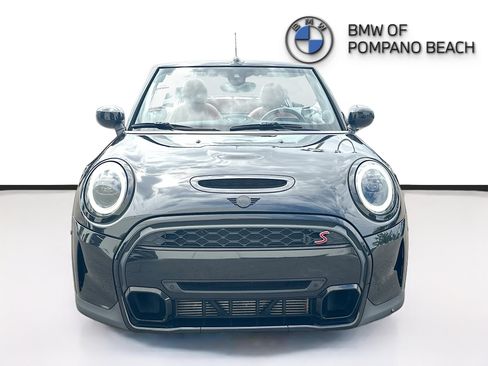 Used 2023 MINI Cooper S FWD image 2