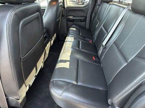 Used 2013 GMC Sierra 2500 SLT w/ SLT Convenience Package image 24