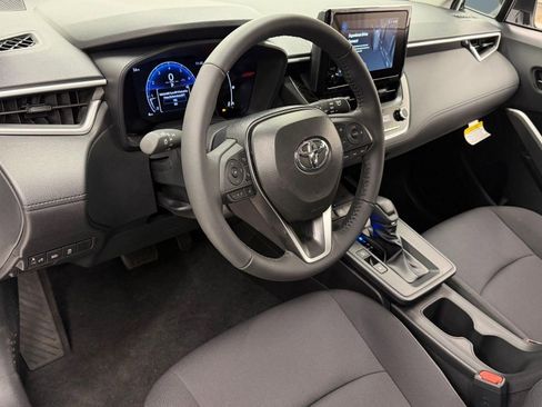 New 2026 Toyota Corolla Cross LE AWD/4WD image 3