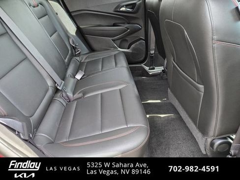 Used 2025 Chevrolet Trax RS w/ Sunroof Package FWD image 19
