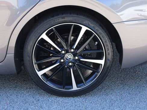 Used 2018 Toyota Camry XSE w/ Audio Package FWD image 34