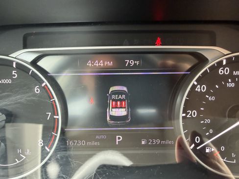 Used 2023 Nissan Rogue SL AWD/4WD image 15