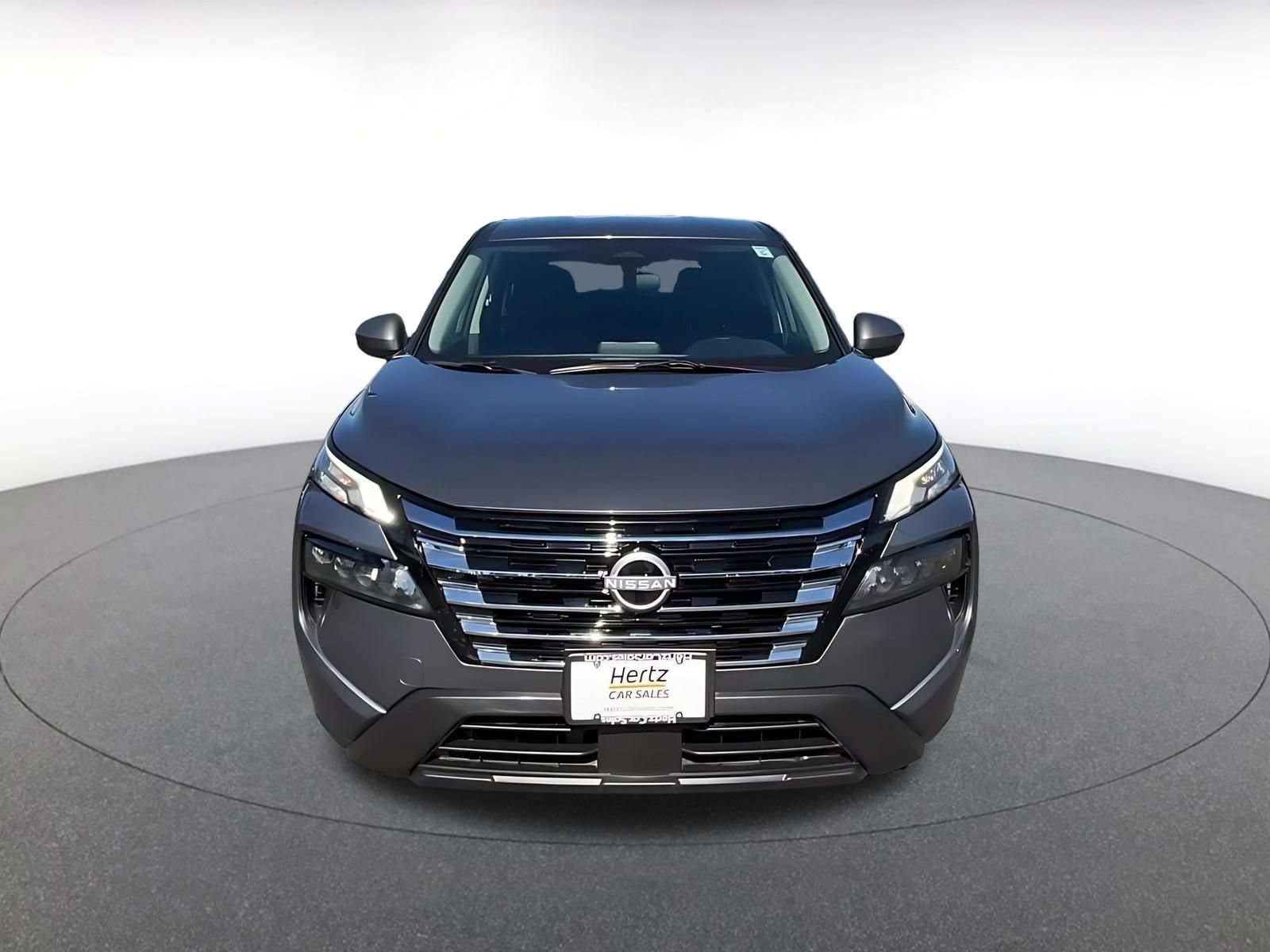Used 2025 Nissan Rogue SV FWD image 4