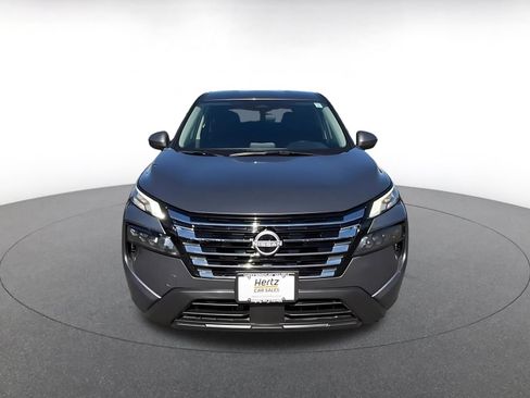 Used 2025 Nissan Rogue SV FWD image 4