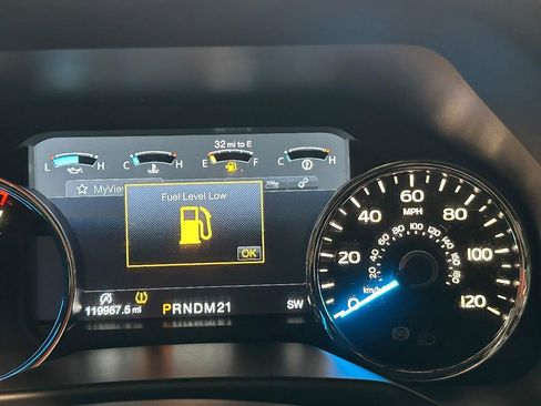 Used 2015 Ford F150 Lariat image 20