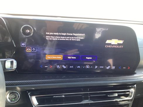 New 2026 Chevrolet Traverse High Country w/ LPO, Floor Liner Package AWD/4WD image 22