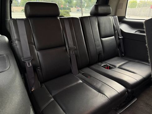 Used 2013 Chevrolet Tahoe LT RWD image 45
