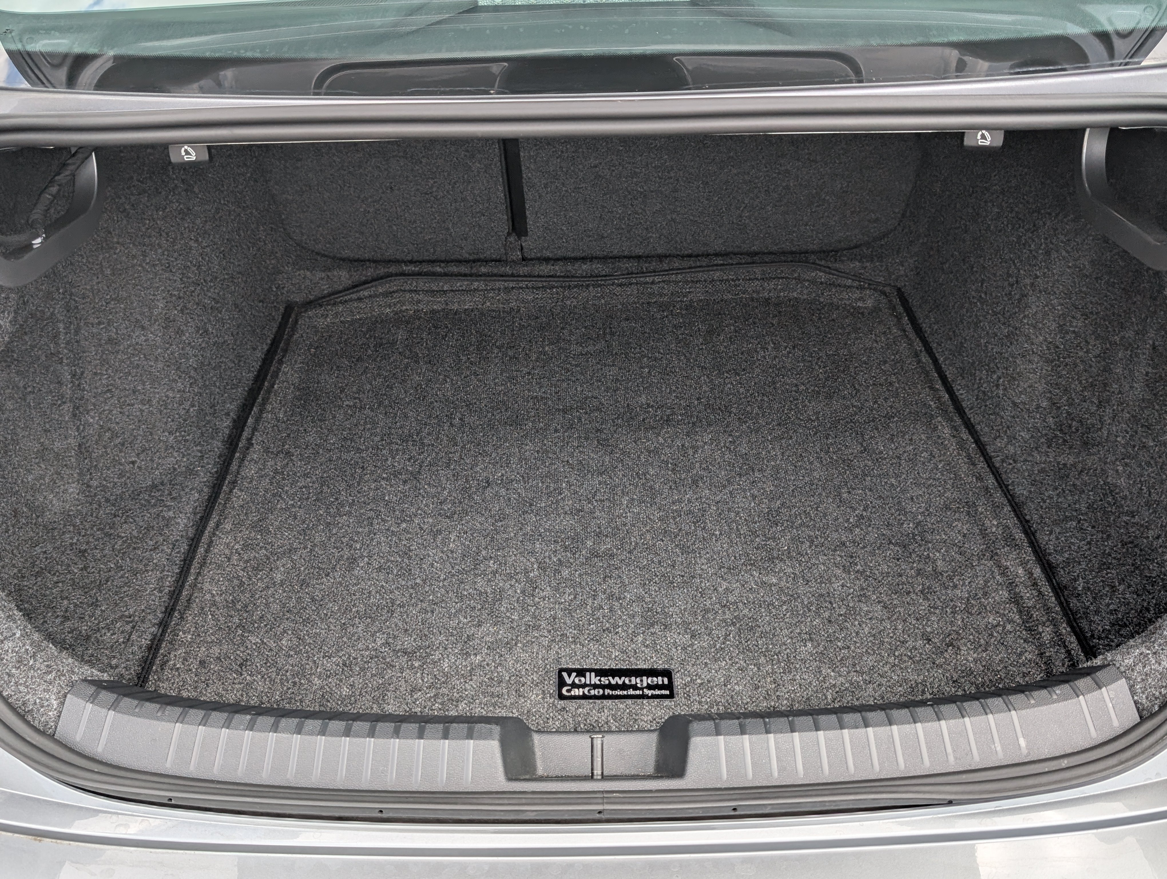 Used 2025 Volkswagen Jetta SE w/ Sunroof Package FWD image 54