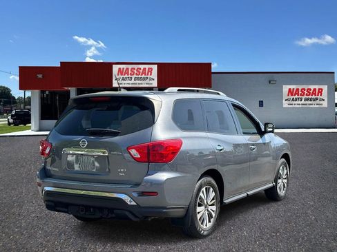 Used 2017 Nissan Pathfinder SL w/ SL Premium Package AWD/4WD image 4