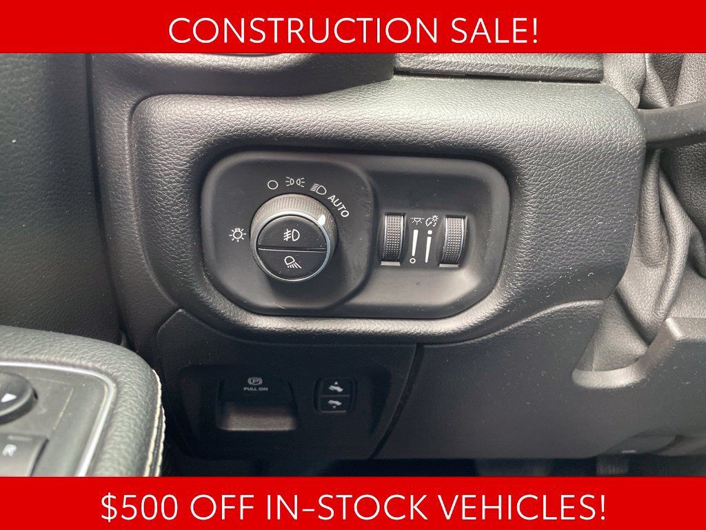 Used 2019 RAM 1500 Laramie AWD/4WD image 29