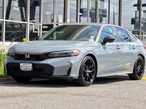 Used 2025 Honda Civic Sport image 8