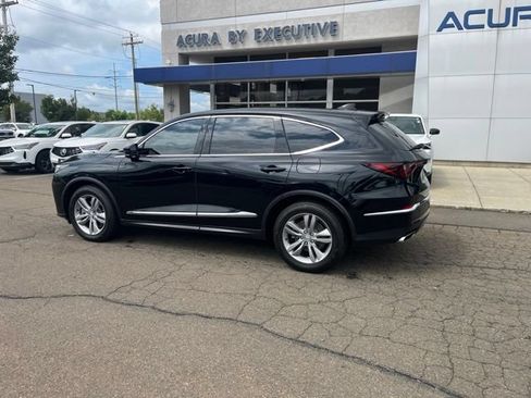 Used 2025 Acura MDX SH-AWD image 5