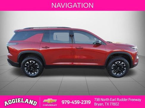 Certified 2025 Chevrolet Traverse Z71 w/ Driver Confidence Package image 2