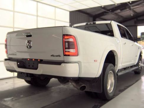 Used 2021 RAM 3500 Laramie w/ Safety Group B AWD/4WD image 2