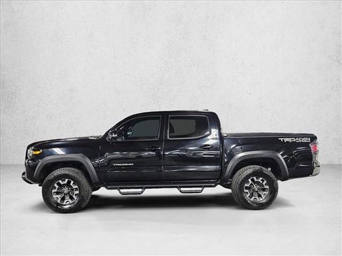 Used 2021 Toyota Tacoma TRD Off-Road image 8