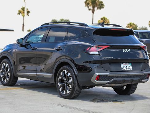 Used 2023 Kia Sportage X-Line w/ X-Line Premium Package AWD/4WD image 5