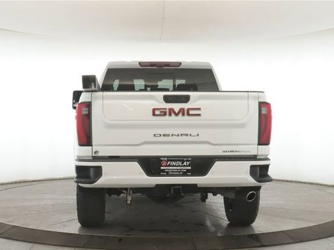 Used 2025 GMC Sierra 2500 Denali w/ Denali Reserve Package image 11