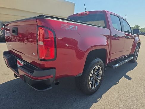 Used 2021 Chevrolet Colorado Z71 AWD/4WD image 5