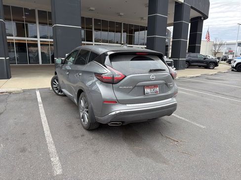 Used 2021 Nissan Murano SV w/ SV Special Edition Package image 4