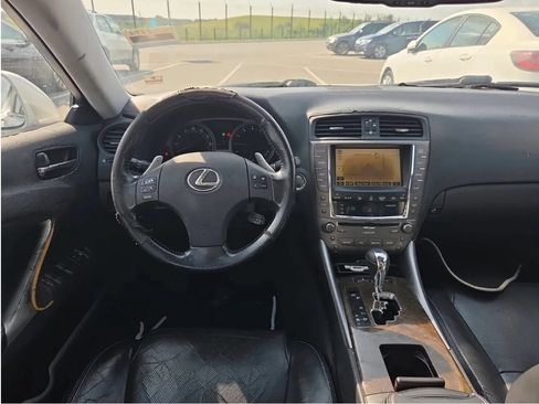 Used 2009 Lexus IS 250 w/ Premium Pkg RWD image 7