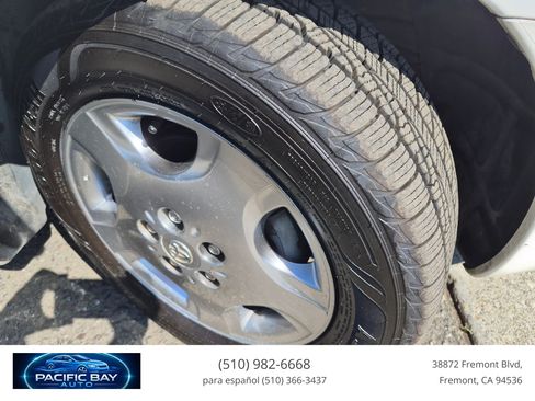 Used 2004 Toyota Avalon XLS FWD image 24
