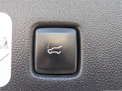 Used 2020 Ford Escape SEL image 13