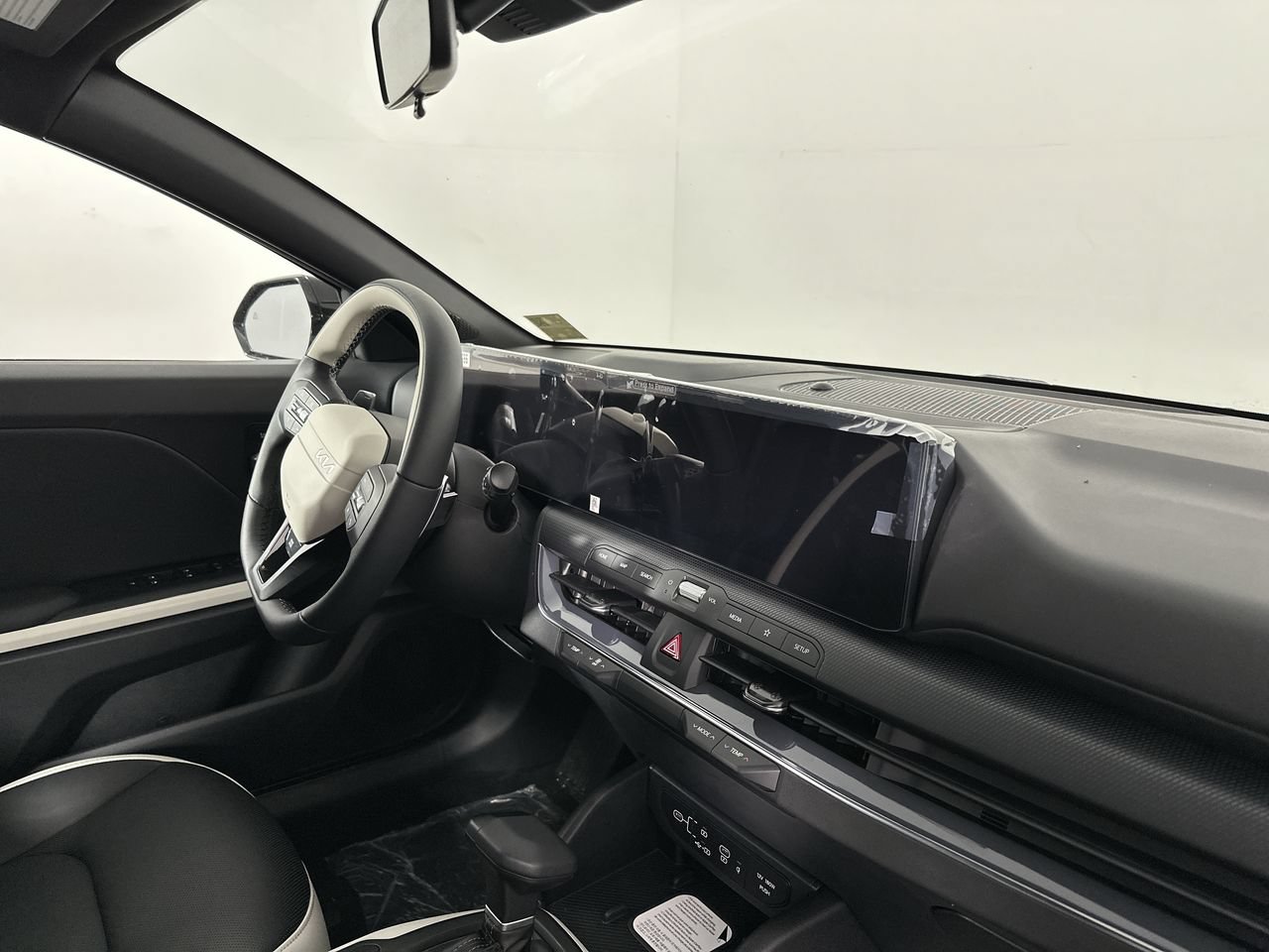 New 2027 Kia K4 GT-Line FWD image 14