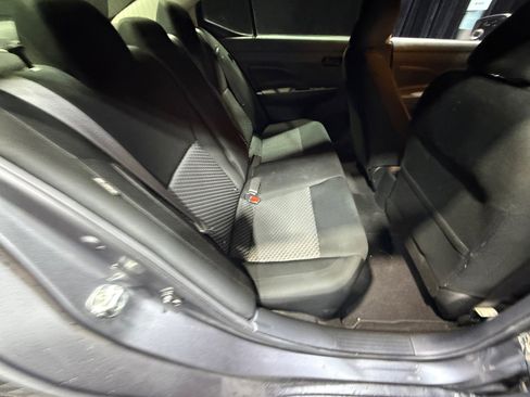 Used 2020 Nissan Versa S image 18