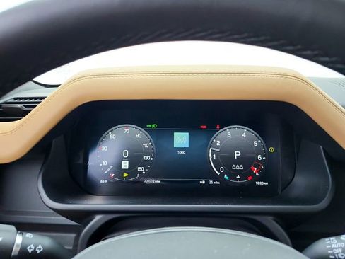 New 2026 Land Rover Defender 110 X-Dynamic SE AWD/4WD image 24