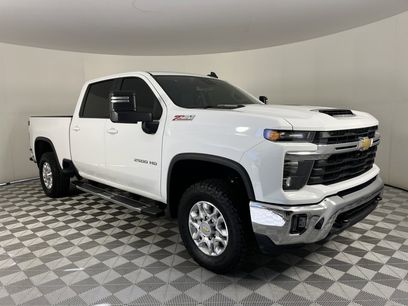 Used 2024 Chevrolet Silverado 2500 LT