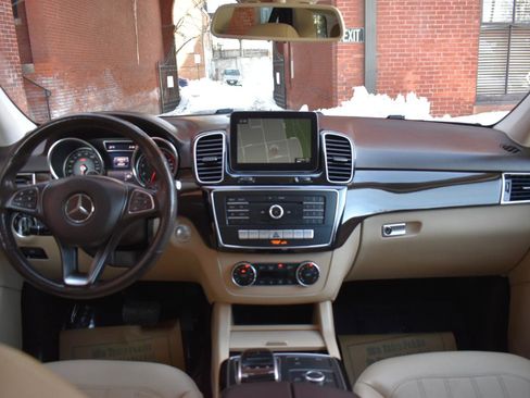 Used 2018 Mercedes-Benz GLE 350 GLE 350 4MATIC SUV image 21